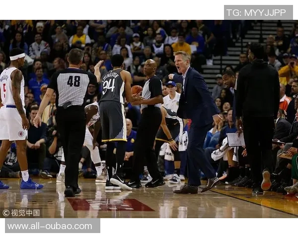 费尔斯被罚款引发争议究竟是谁在背后操控裁判的判罚标准