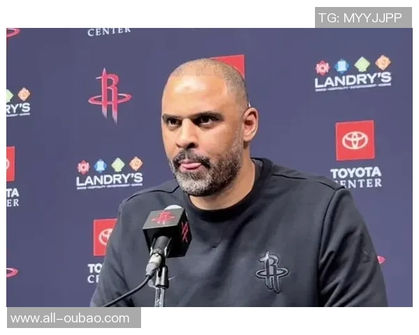 火箭成功包夹KD15中12无功而返乌度卡战术乏力引发质疑